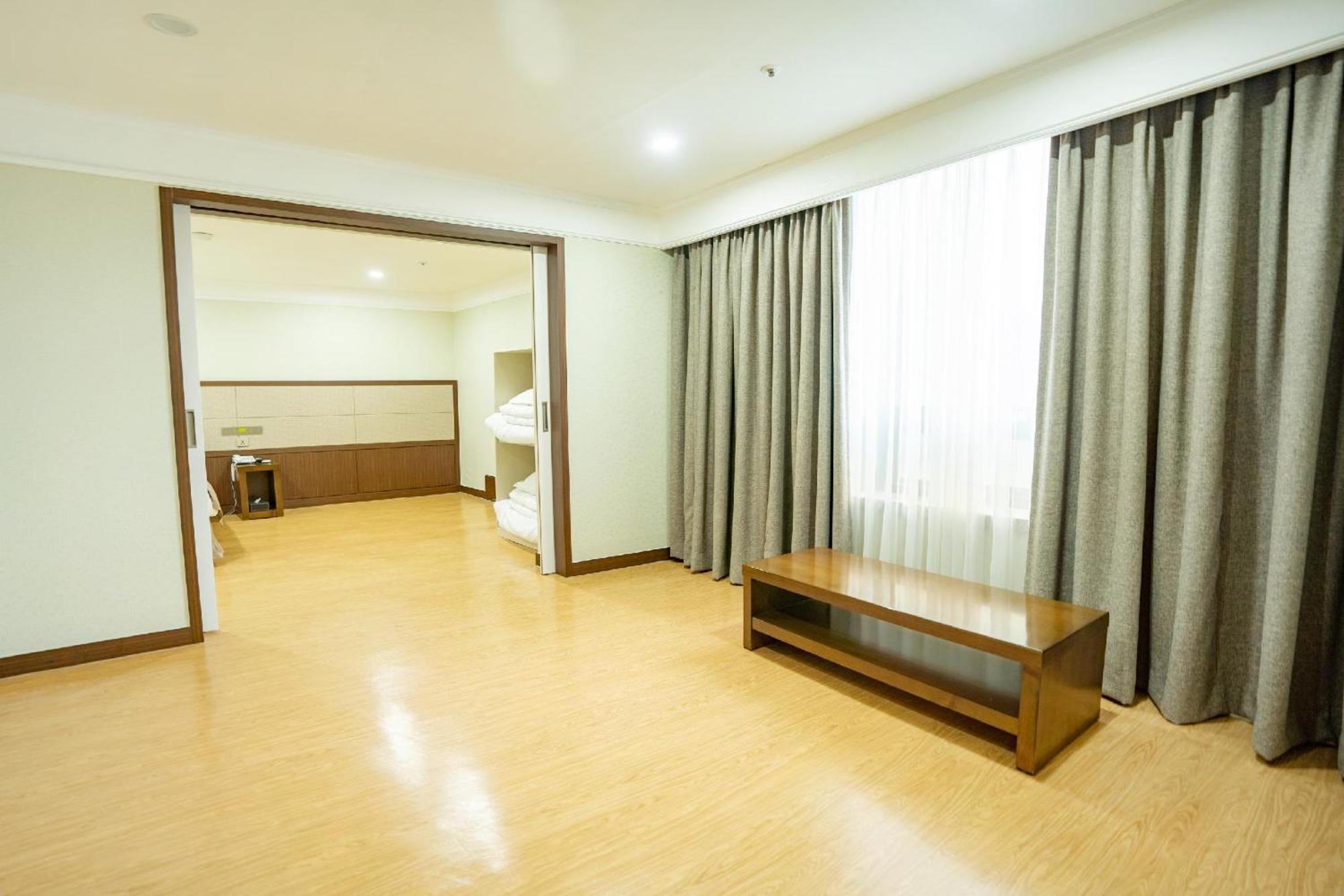 Hotel Jeju Robero Exterior foto